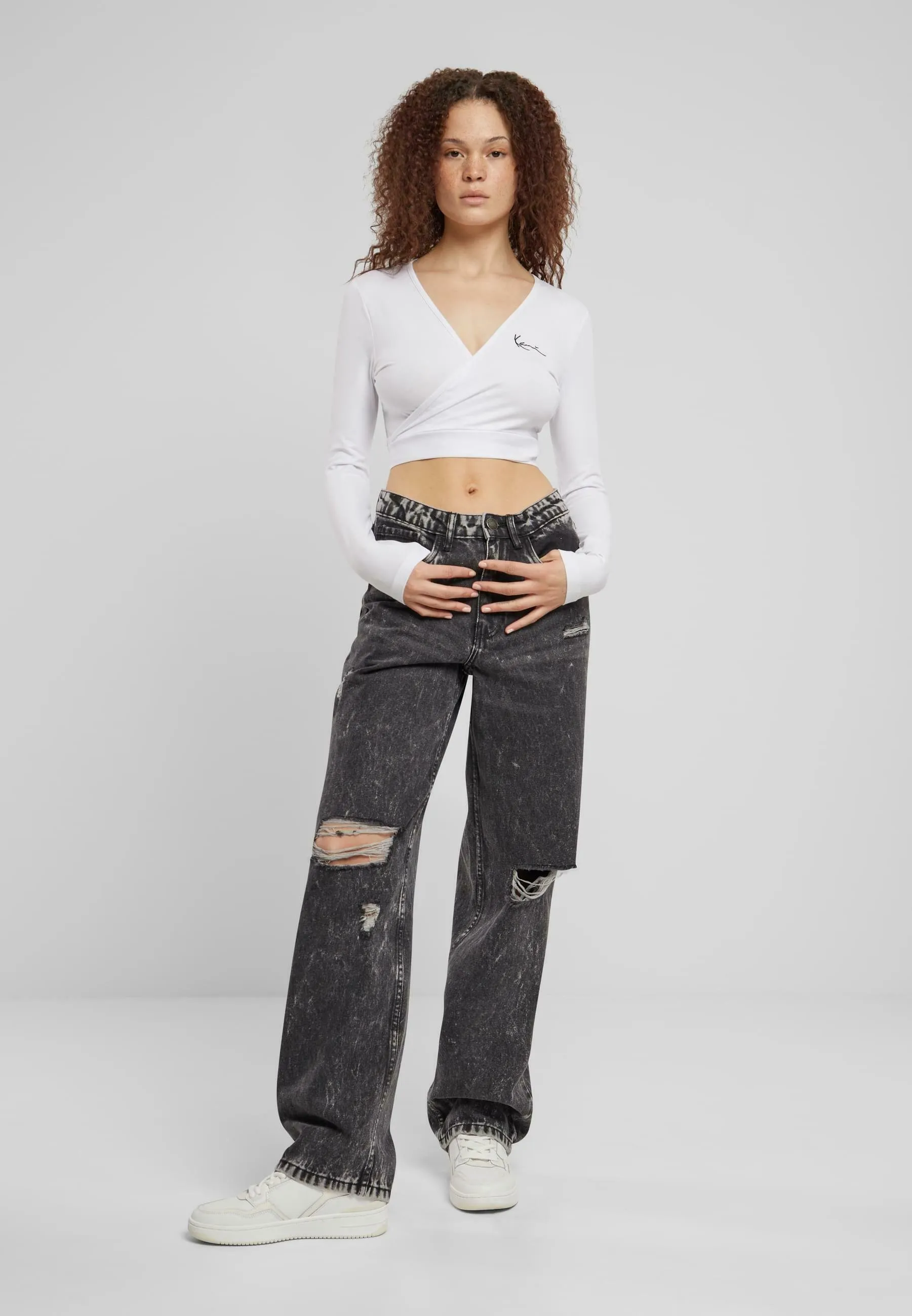 CHEST SIGNATURE ESSENTIAL SHORT LACED - Maglietta a manica lunga
