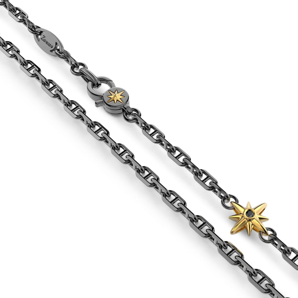 Collana in argento con rosa dei venti.