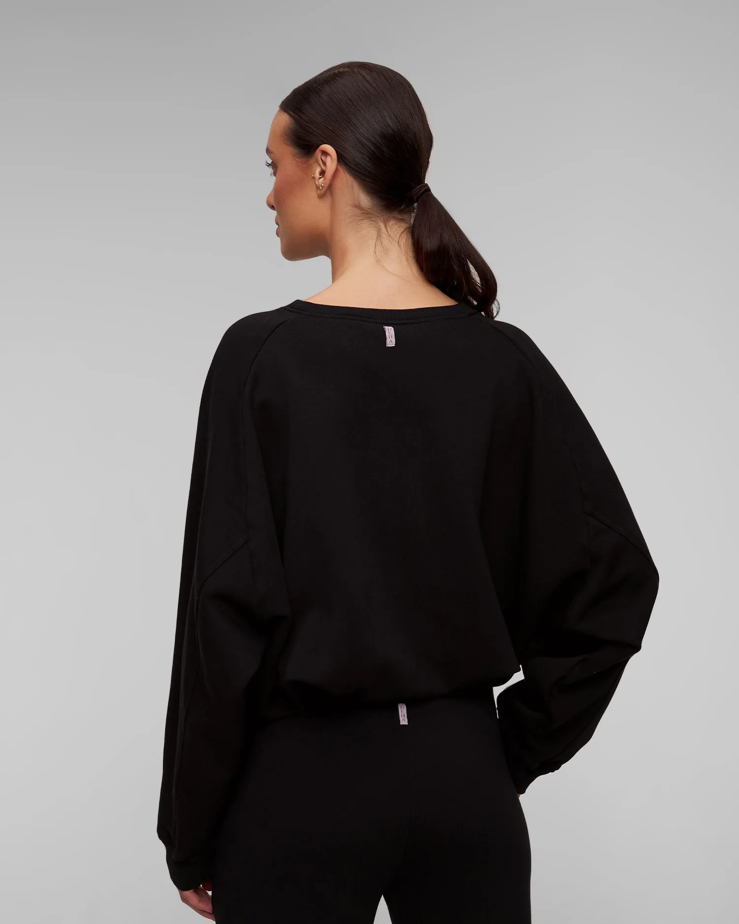 Felpa nera da donna Deha crop C12050-10009