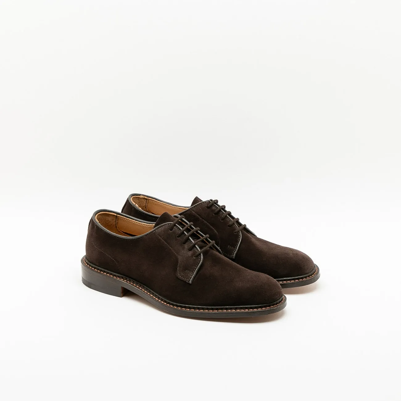 Tricker's Stringata derby Tricker's Robert in camoscio marrone