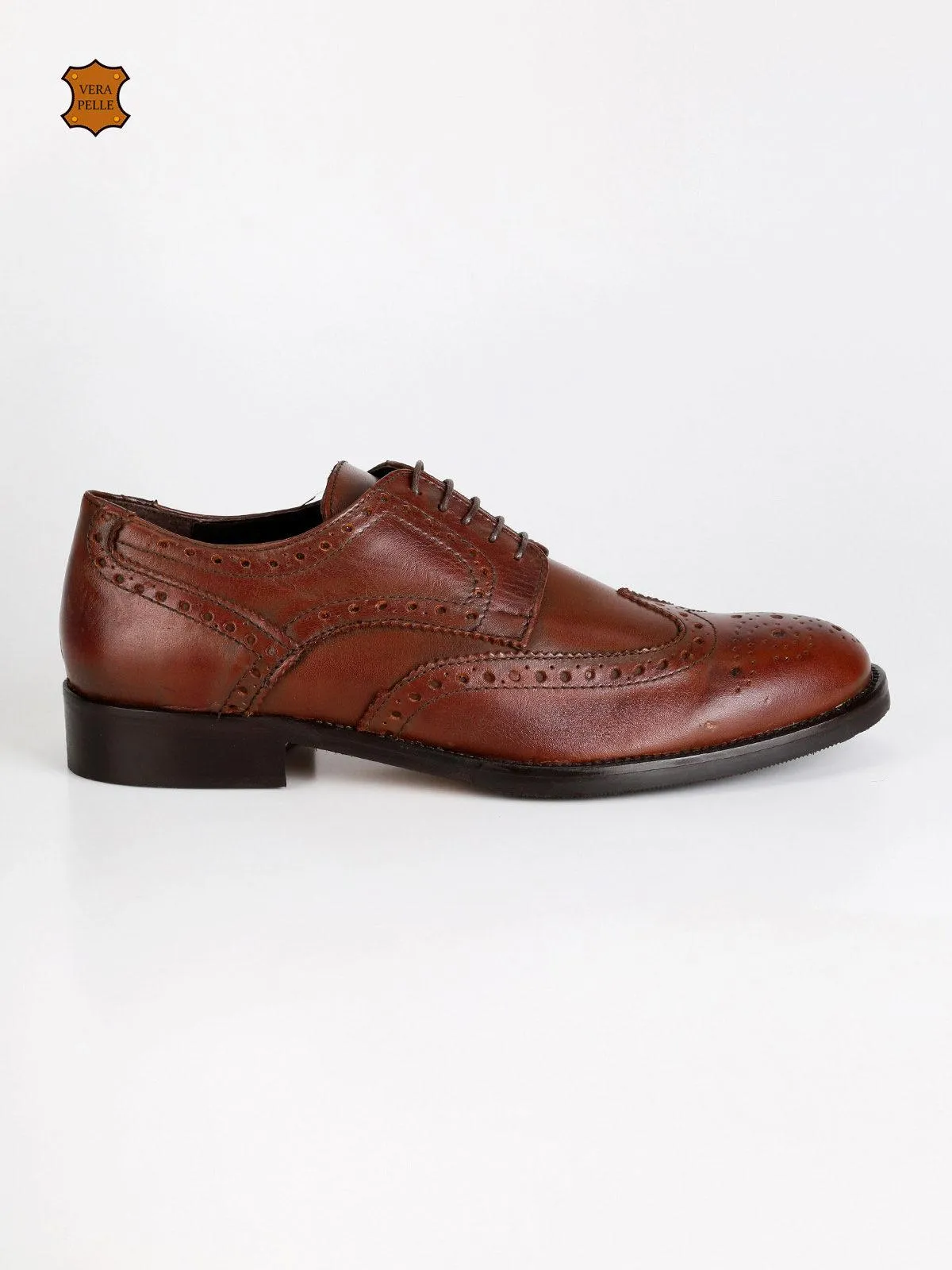 Uomo Piu' Chaussures en cuir français avec trame travaillée